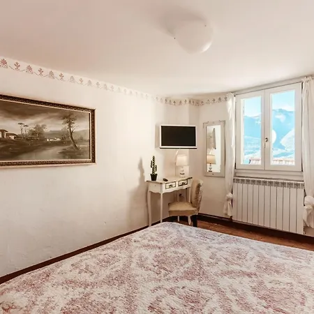 Tatil Evi Yellow On Lezzeno